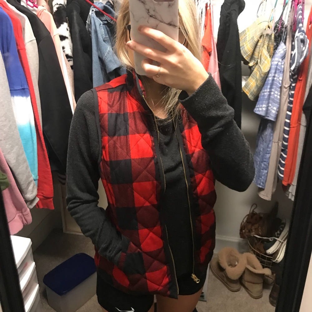 Old navy buffalo plaid vest